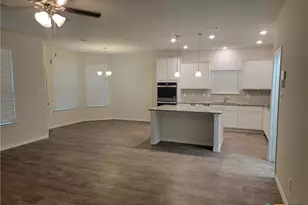 6215 Lavaca Dr, Belton, TX 76513 - Photo 10