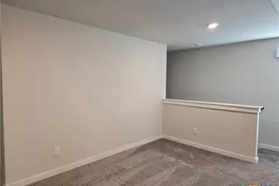 2408 Ayers Dr, Seguin, TX 78155 - Photo 8