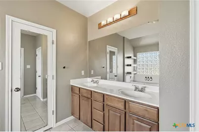 606 Fairmont, Georgetown, TX 78628 - Photo 14