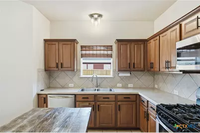 606 Fairmont, Georgetown, TX 78628 - Photo 8