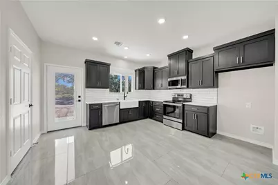 816 County Road #6723, Natalia, TX 78059 - Photo 6