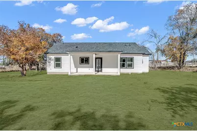 816 County Road #6723, Natalia, TX 78059 - Photo 18