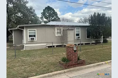 312 Keller Street, Cuero, TX 77954 - Photo 2