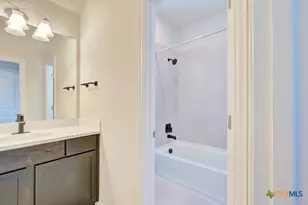 1822 Pining St, New Braunfels, TX 78132 - Photo 18