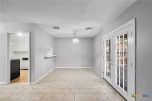 109 Westwood St, Victoria, TX 77901 - Photo 6