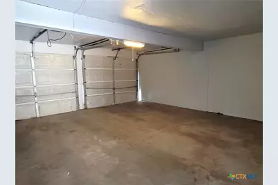 109 Westwood Street, Victoria, TX 77901 - Photo 22