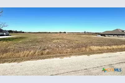 1040 Sendera Loop, Victoria, TX 77904 - Photo 6