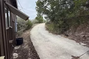 827 Contour Dr, Canyon Lake, TX 78133 - Photo 18