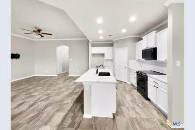 811 Cross Drive, Temple, TX 76502 - Photo 2