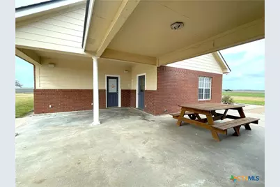 76 W County Road 312, Edna, TX 77957 - Photo 32