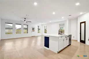 8944 Turkey Crk, Seguin, TX 78155 - Photo 26