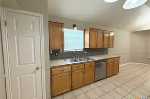 1002 Northern Dancer Dr, Copperas Cove, TX 76522 - Photo 6