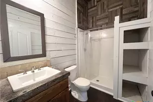 111 N 5th St, Temple, TX 76501 - Photo 12