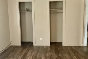 102 Clark St, Yoakum, TX 77995 - Photo 14