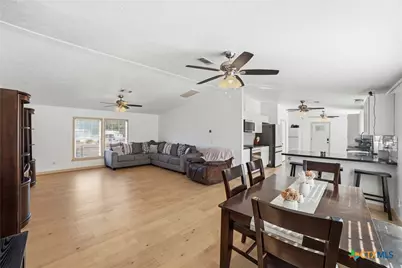 4048 Sutherland Springs Road, Seguin, TX 78155 - Photo 4