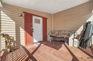 4048 Sutherland Springs Rd, Seguin, TX 78155 - Photo 2