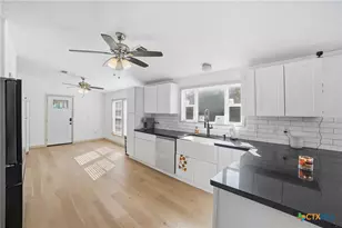 4048 Sutherland Springs Rd, Seguin, TX 78155 - Photo 12