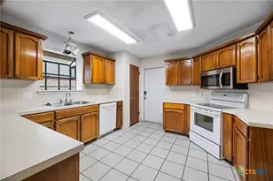 2319 Willow Dr, Portland, TX 78374 - Photo 12