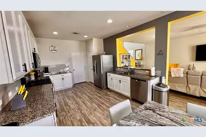 426 Eves Necklace Drive, Buda, TX 78610 - Photo 12