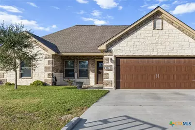 314 Blue Jay Loop, Victoria, TX 77905 - Photo 2