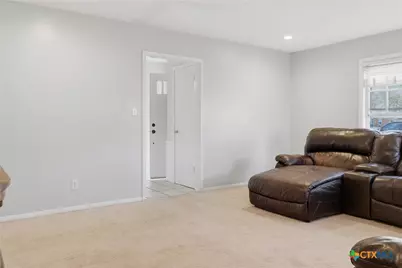 803 Hybiscus Lane, Victoria, TX 77904 - Photo 8