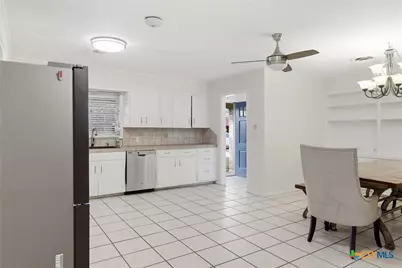 803 Hybiscus Lane, Victoria, TX 77904 - Photo 4