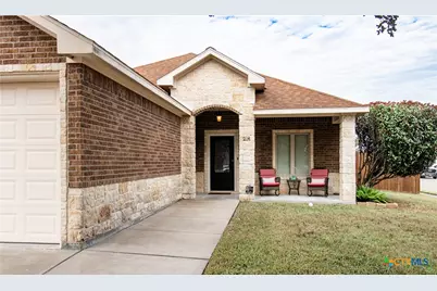 214 Windwood Lane, Victoria, TX 77904 - Photo 2
