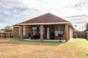 214 Windwood Ln, Victoria, TX 77904 - Photo 24