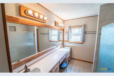 112 Stratford Street, Victoria, TX 77905 - Photo 8