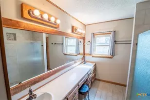 112 Stratford St, Victoria, TX 77905 - Photo 8