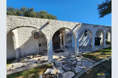 112 Stratford Street, Victoria, TX 77905 - Photo 1