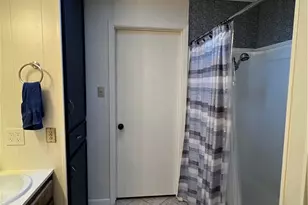 112 Stratford St, Victoria, TX 77905 - Photo 12