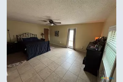 112 Stratford Street, Victoria, TX 77905 - Photo 2