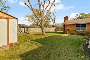 507 Suzanne St, Edna, TX 77957 - Photo 22