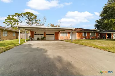 507 Suzanne Street, Edna, TX 77957 - Photo 2