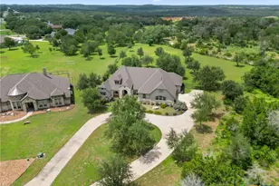 728 Deer Run Way, New Braunfels, TX 78132 - Photo 2