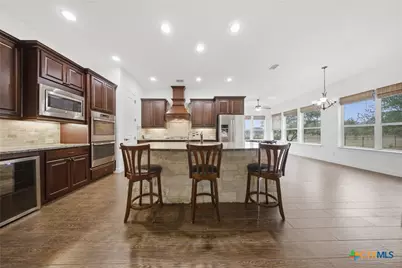 728 Deer Run Way, New Braunfels, TX 78132 - Photo 6