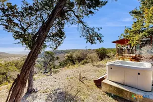 961 Buttercup Ln, Wimberley, TX 78676 - Photo 8