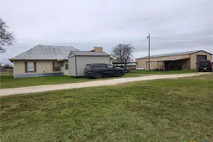 140 Co Rd 147, Groesbeck, TX 76642 - Photo 2