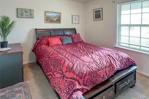 2204 Darst Dr, Seguin, TX 78155 - Photo 32