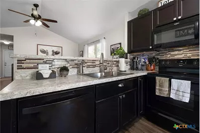 2204 Darst Drive, Seguin, TX 78155 - Photo 16