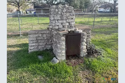 209 Rose St., Yoakum, TX 77995 - Photo 14