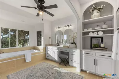 1041 Homestead Ridge, New Braunfels, TX 78132 - Photo 18