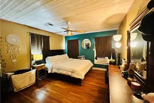 904 Bismark St, Seguin, TX 78155 - Photo 22