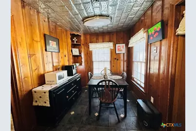 904 Bismark Street, Seguin, TX 78155 - Photo 16