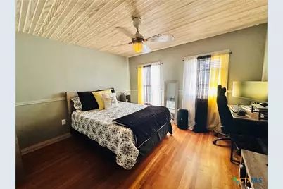 904 Bismark Street, Seguin, TX 78155 - Photo 20