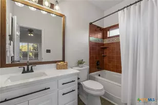 1041 Homestead Ridge, New Braunfels, TX 78132 - Photo 22