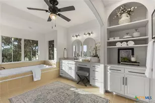 1041 Homestead Ridge, New Braunfels, TX 78132 - Photo 18