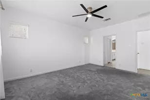 619 Hidden View St, New Braunfels, TX 78130 - Photo 20