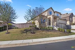 619 Hidden View St, New Braunfels, TX 78130 - Photo 2